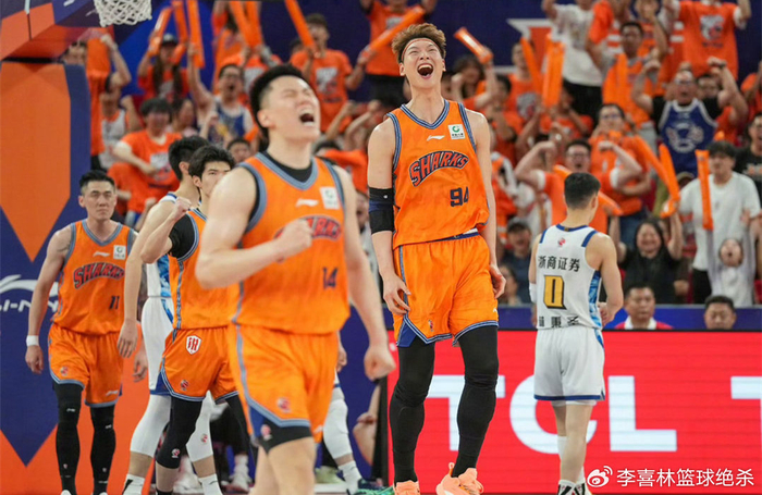 华体会体育-64+58+80！中国男篮24岁神枪闪耀总决赛：上海冠军功臣看齐朱芳雨？|王哲林|李弘权|上海男篮|浙江广厦|三分球_新浪体育_新浪新闻